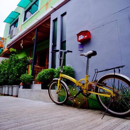 Nap Corner Hostel Phitsanulok Bagian luar foto