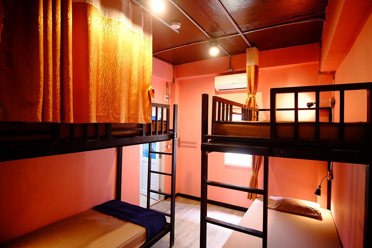 Nap Corner Hostel Phitsanulok Bagian luar foto